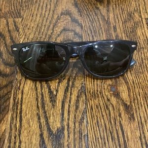 Men’s ray bans